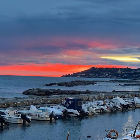 Il Timone Apartment Riva Ligure Bagian luar foto