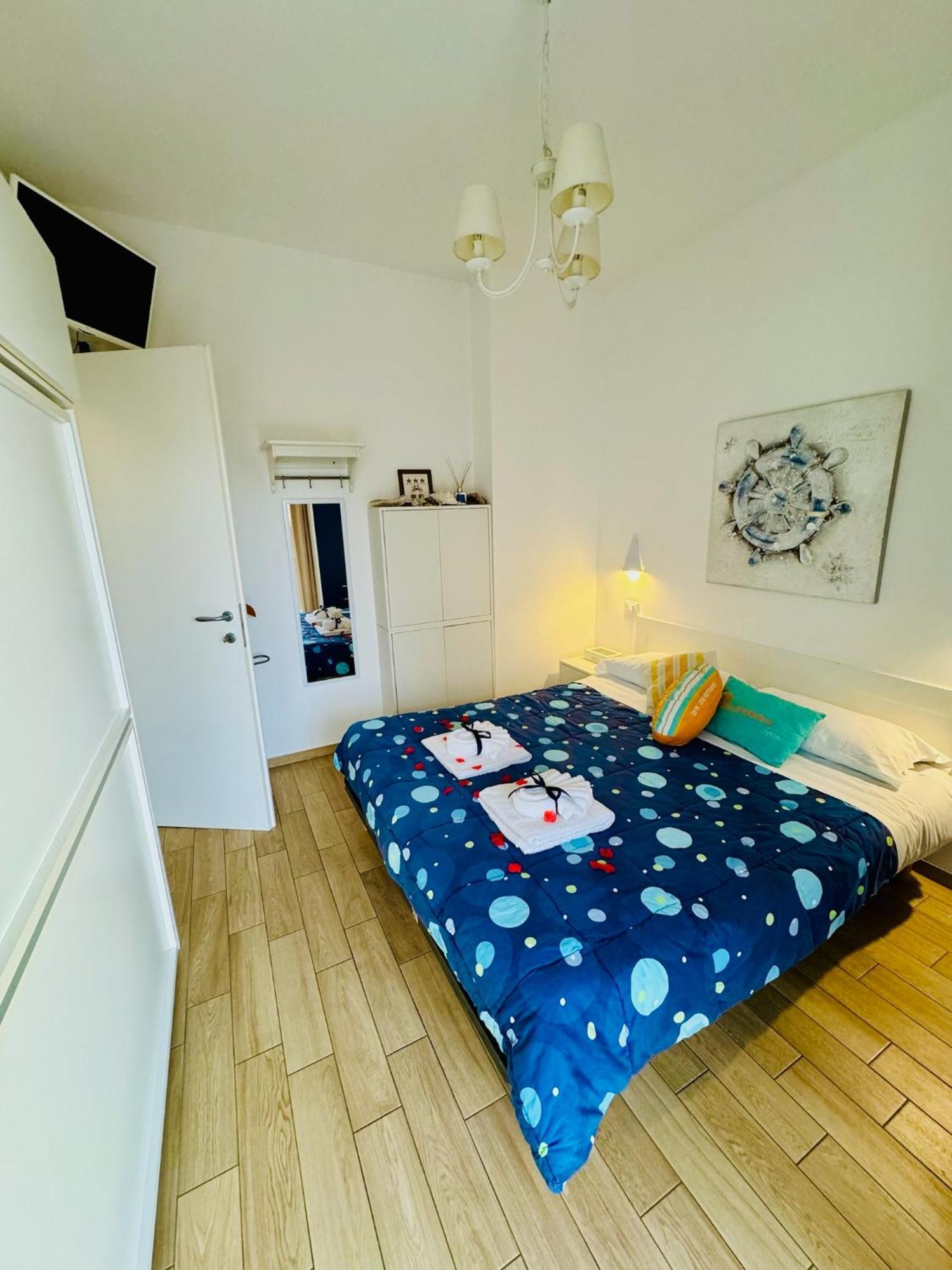 Il Timone Apartment Riva Ligure Bagian luar foto